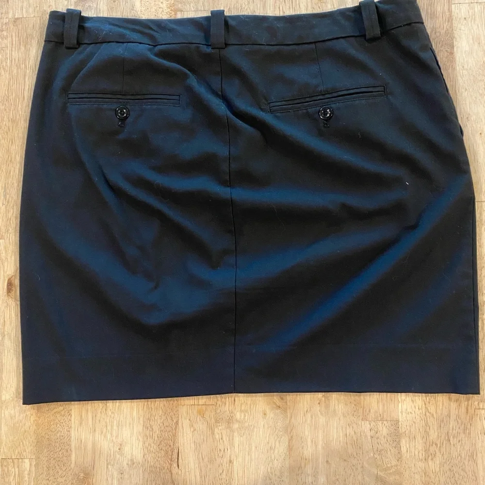 Gap Skirt - Picture 3 of 4